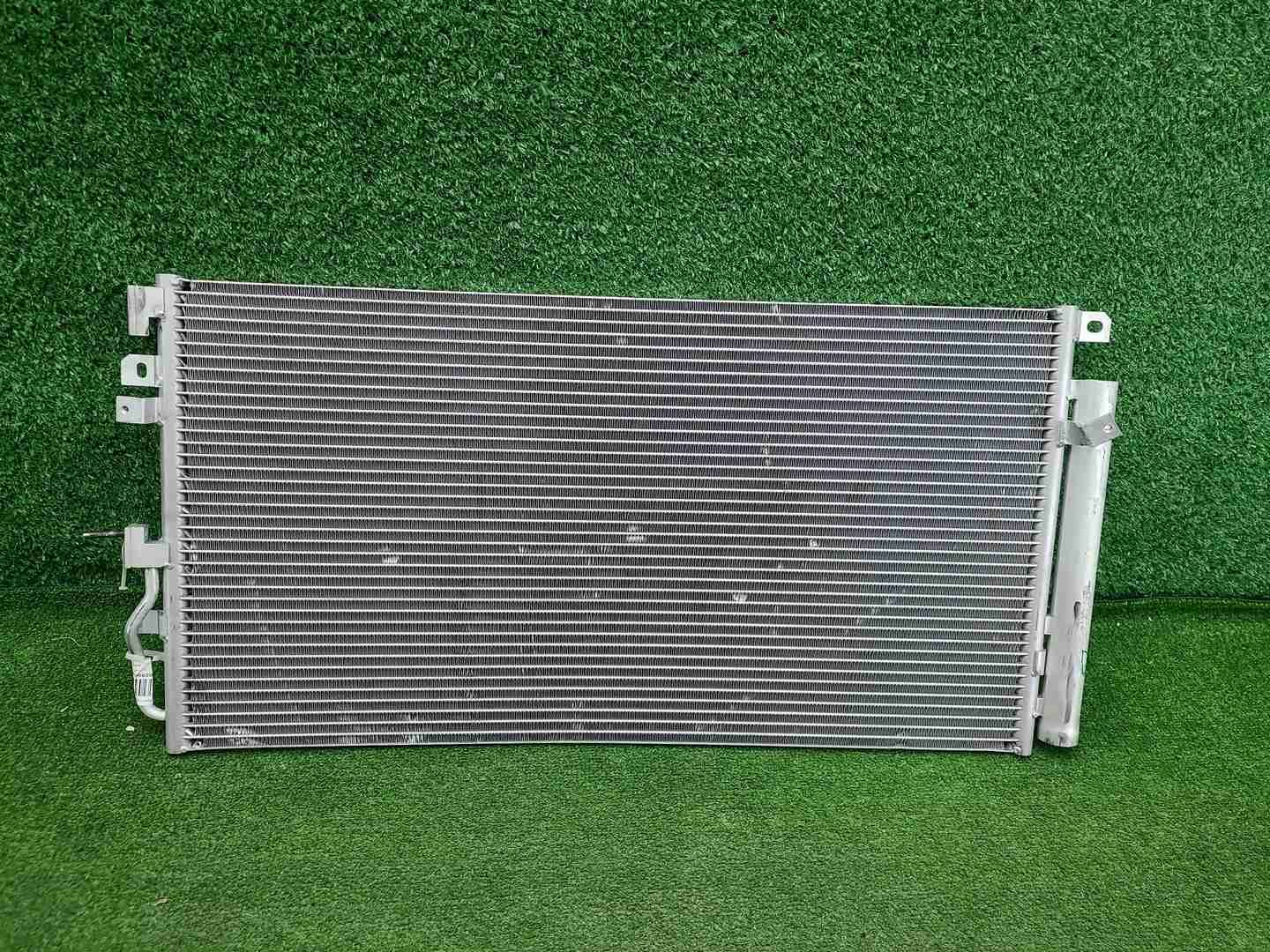 Радиатор кондиционера Lixiang L9 (2022-н.в.)