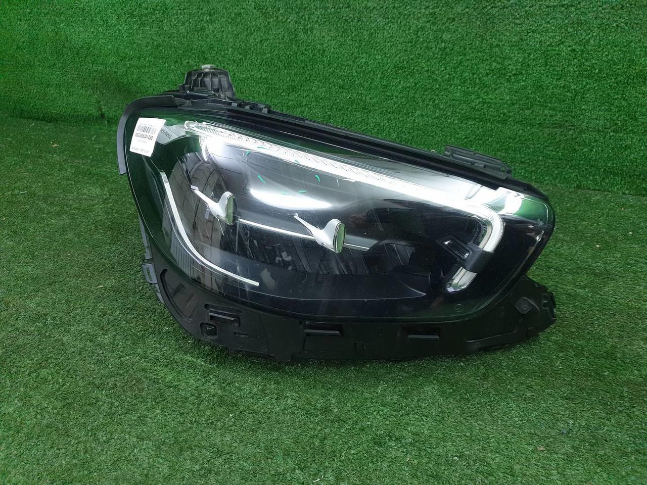 Фара правая Mercedes E W213 (2020-2023) LED