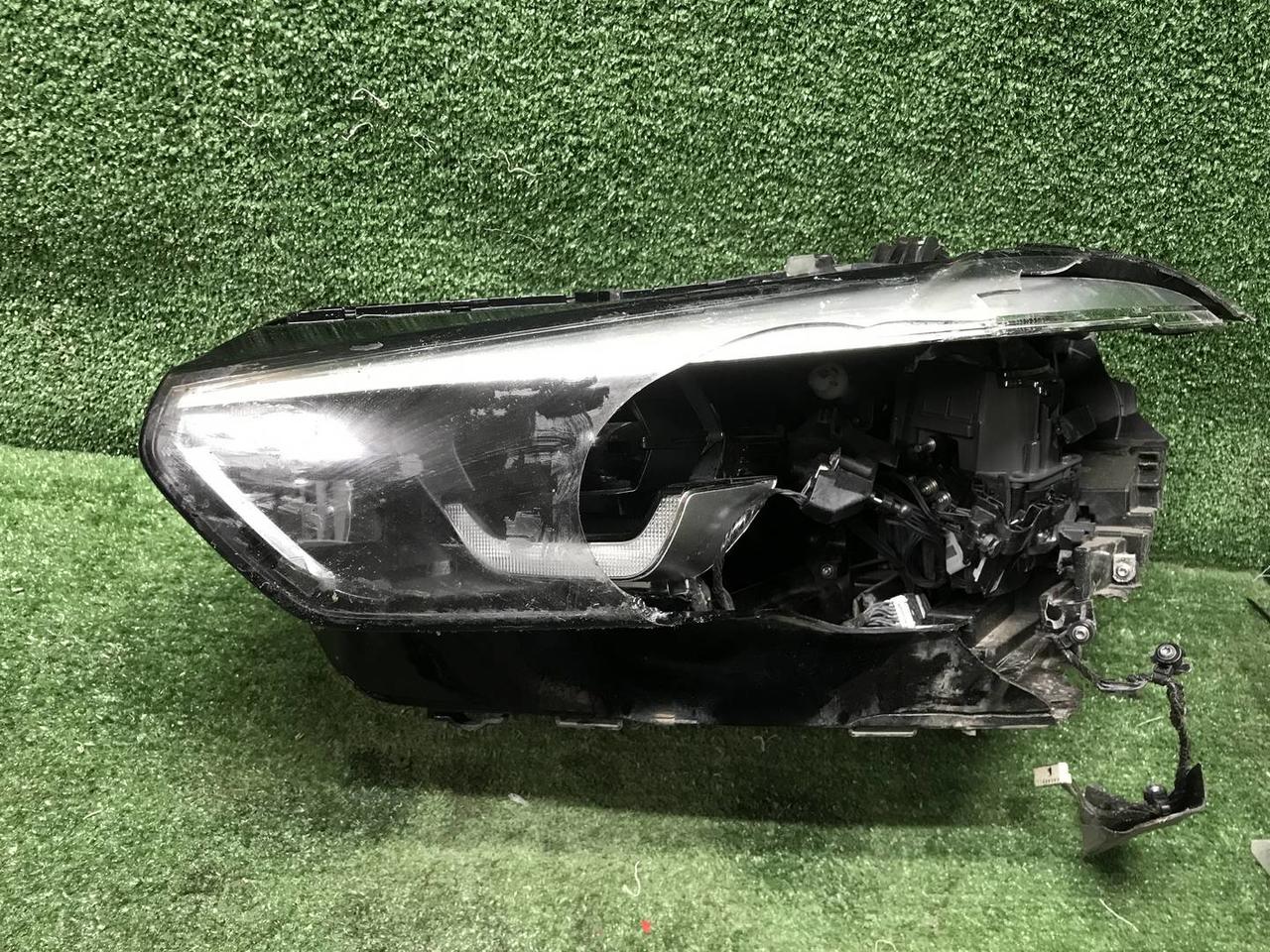 Битая Фара левая BMW X5 G05 (2018-2023) LED