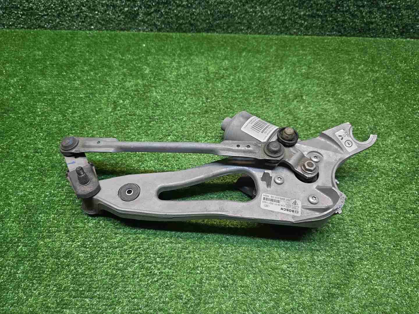 Моторчик стеклоочистителя Porsche Cayman 982 16-25