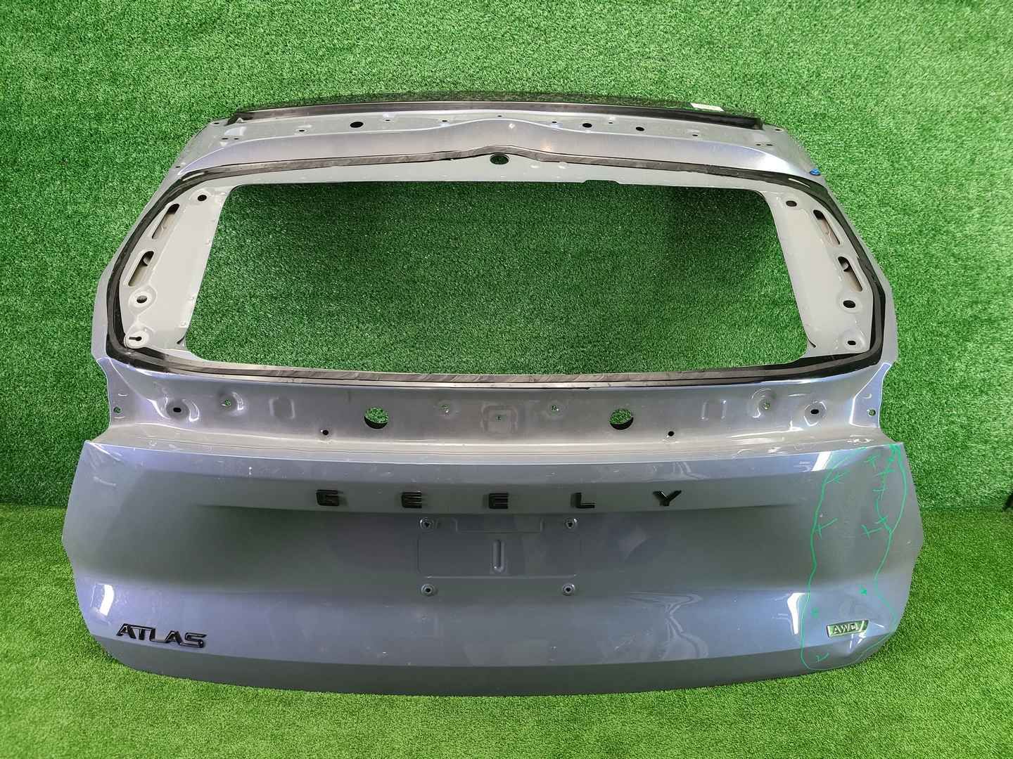 Крышка багажника Geely Atlas 2 (2023-н.в.)
