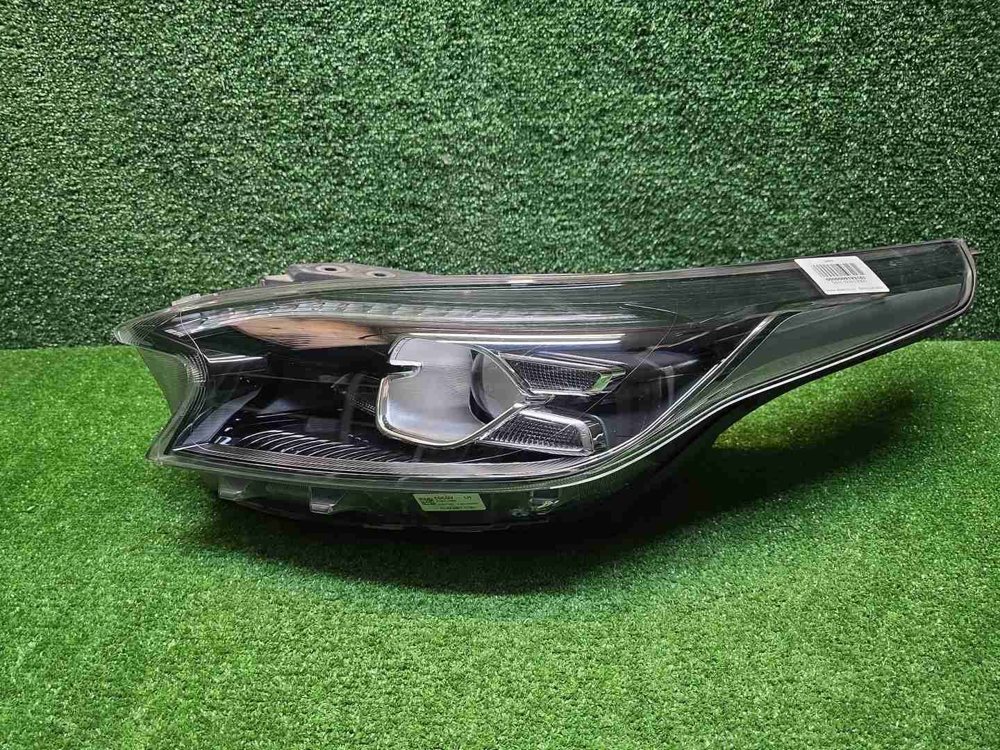 Фара левая Kia XCeed (2019-2023) LED