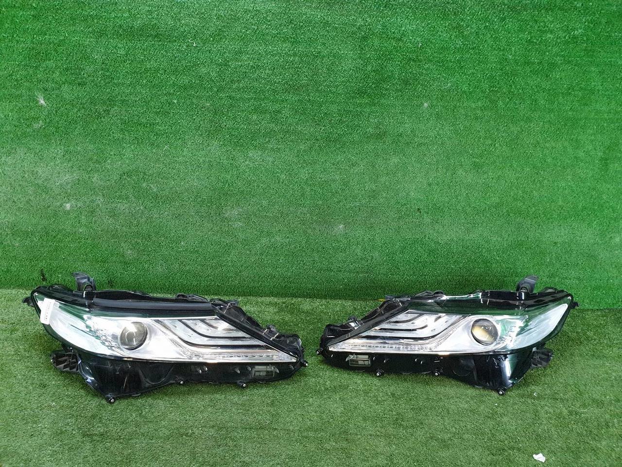 Фара Комплект фар Toyota Camry xv70 (17-21) LED