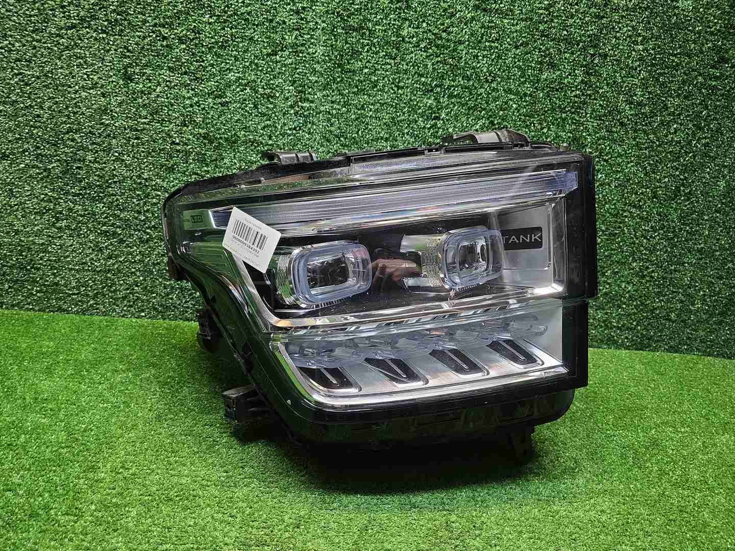 Фара правая Tank 500 (2021-н.в.) LED