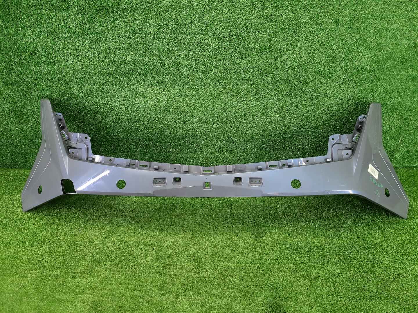 Бампер передний Geely Atlas 2 (2023-н.в.)
