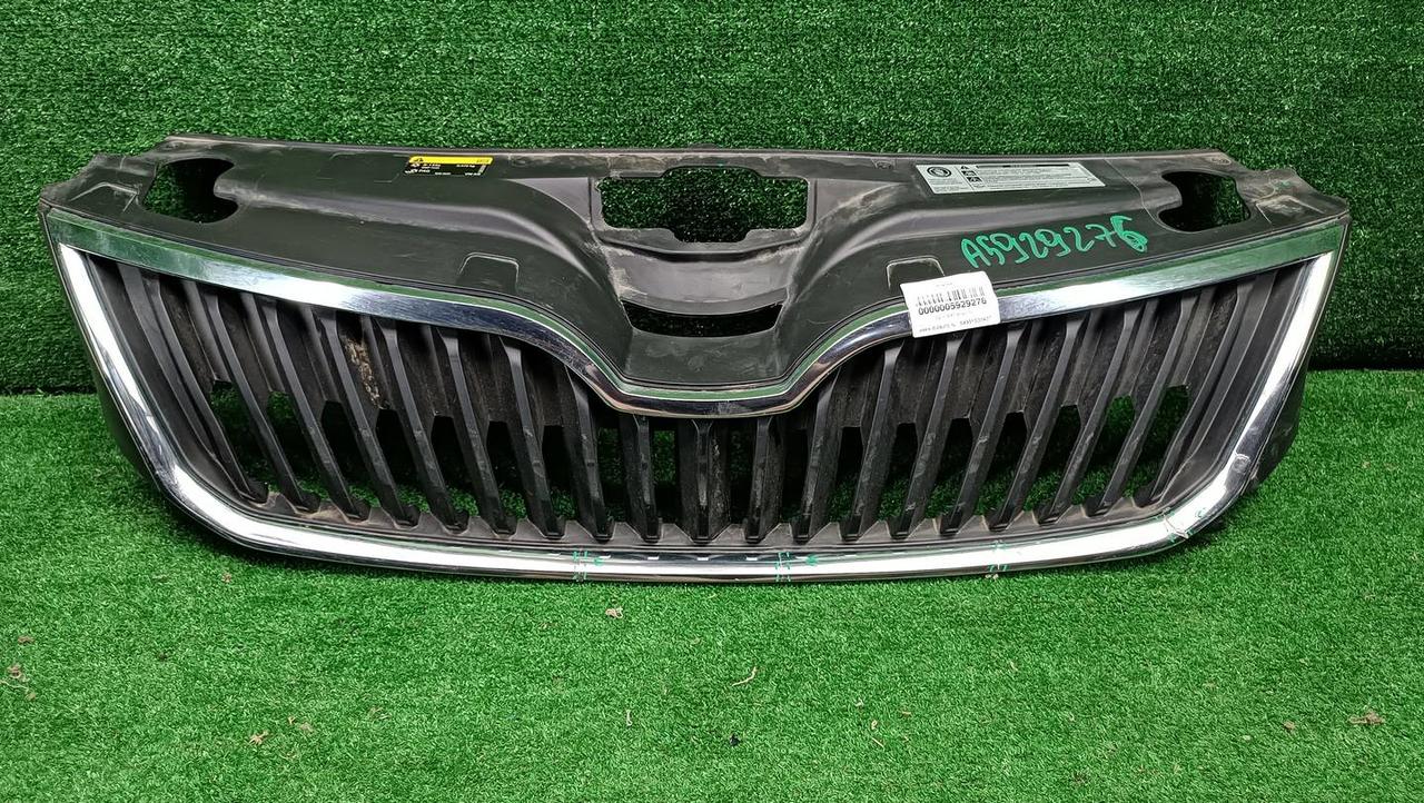 Решетка радиатора Skoda Rapid 1 (2012-2020)