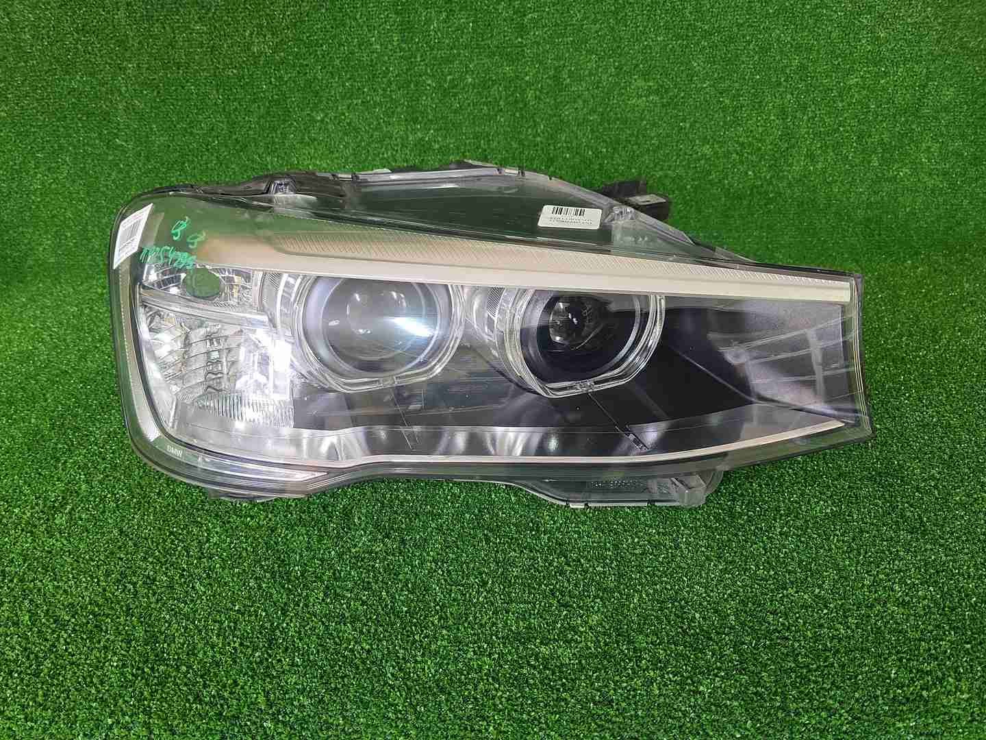 Фара правая BMW X3 F25 (2014-2017) ксенон