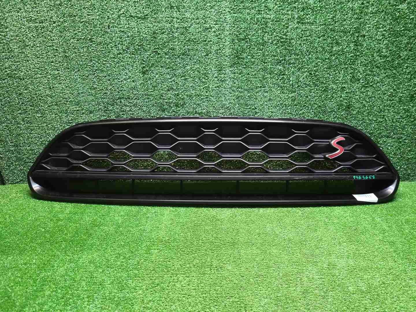 Решетка радиатора Mini Countryman F60 (2020-2024)