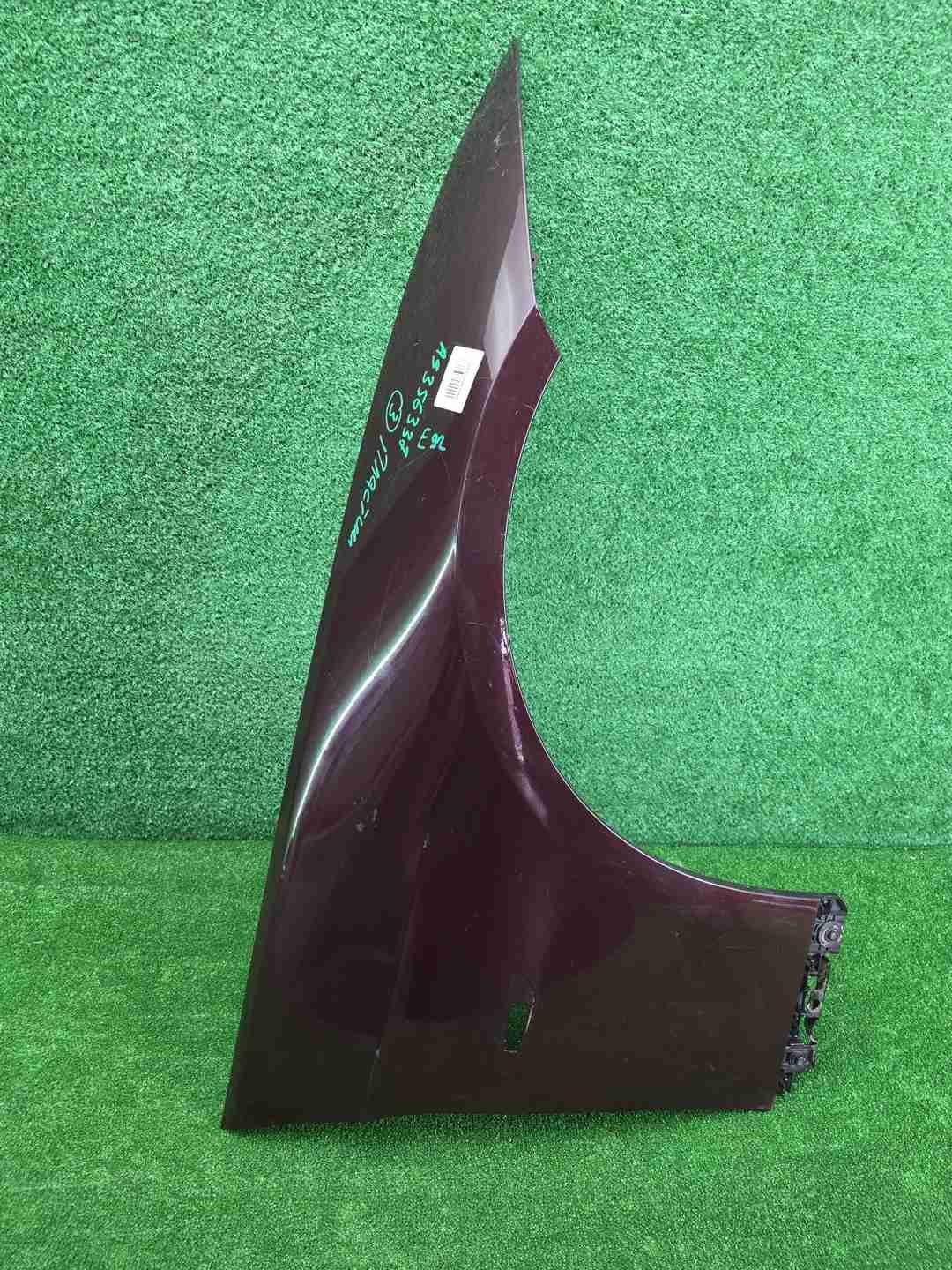 Крыло переднее правое BMW 3er E92 E93 (2005-2013)