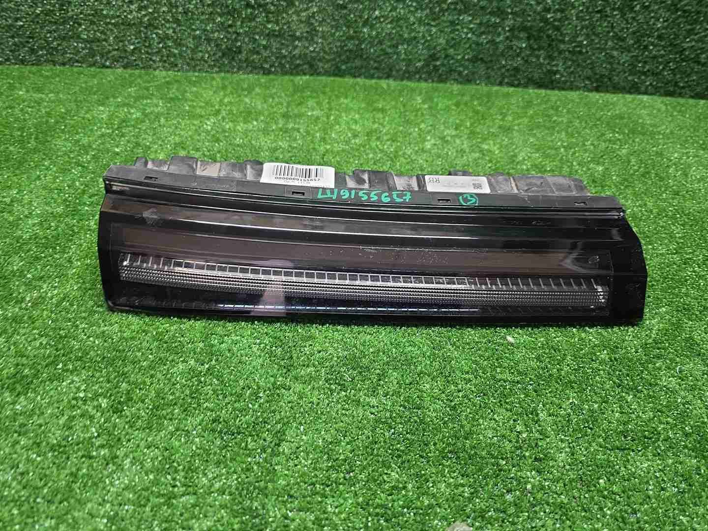 ДХО правый Voyah Dream (2021-н.в.) LED