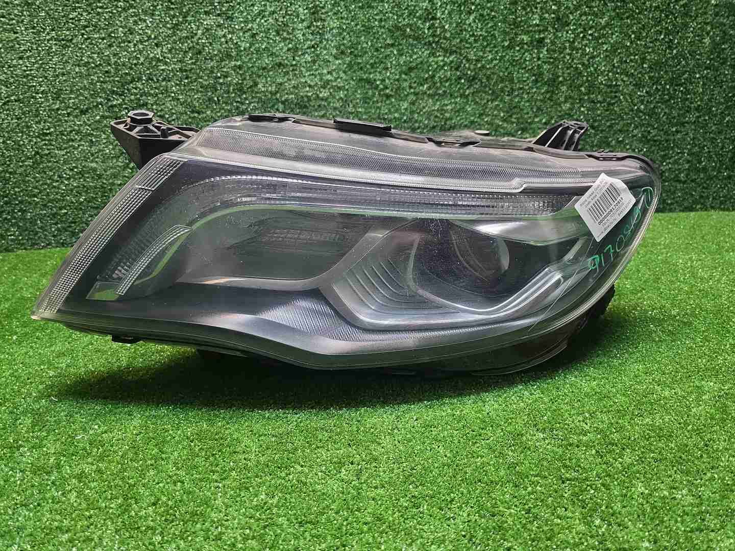 Фара левая Geely Atlas (2016-2022) LED