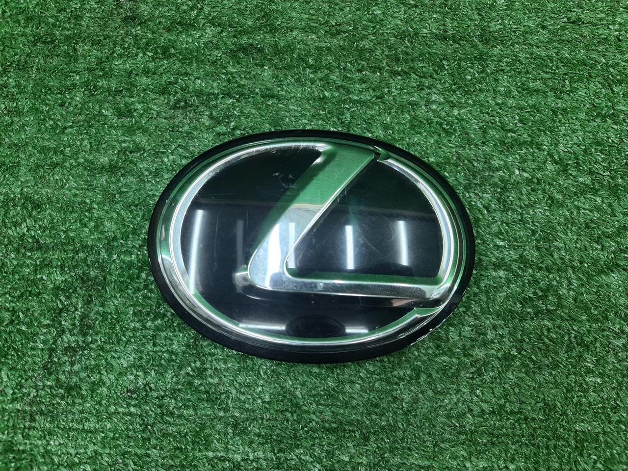 Эмблема решетки радиатора Lexus RX 4 (2019-2022)