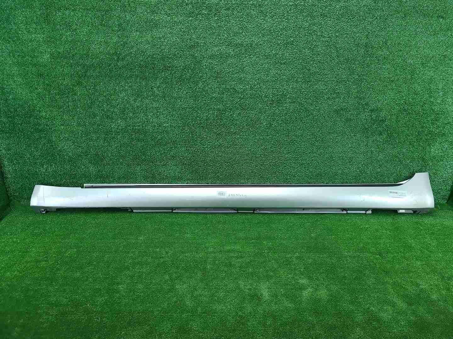 Накладка порога левая Lexus LS 4 (2006-2012)