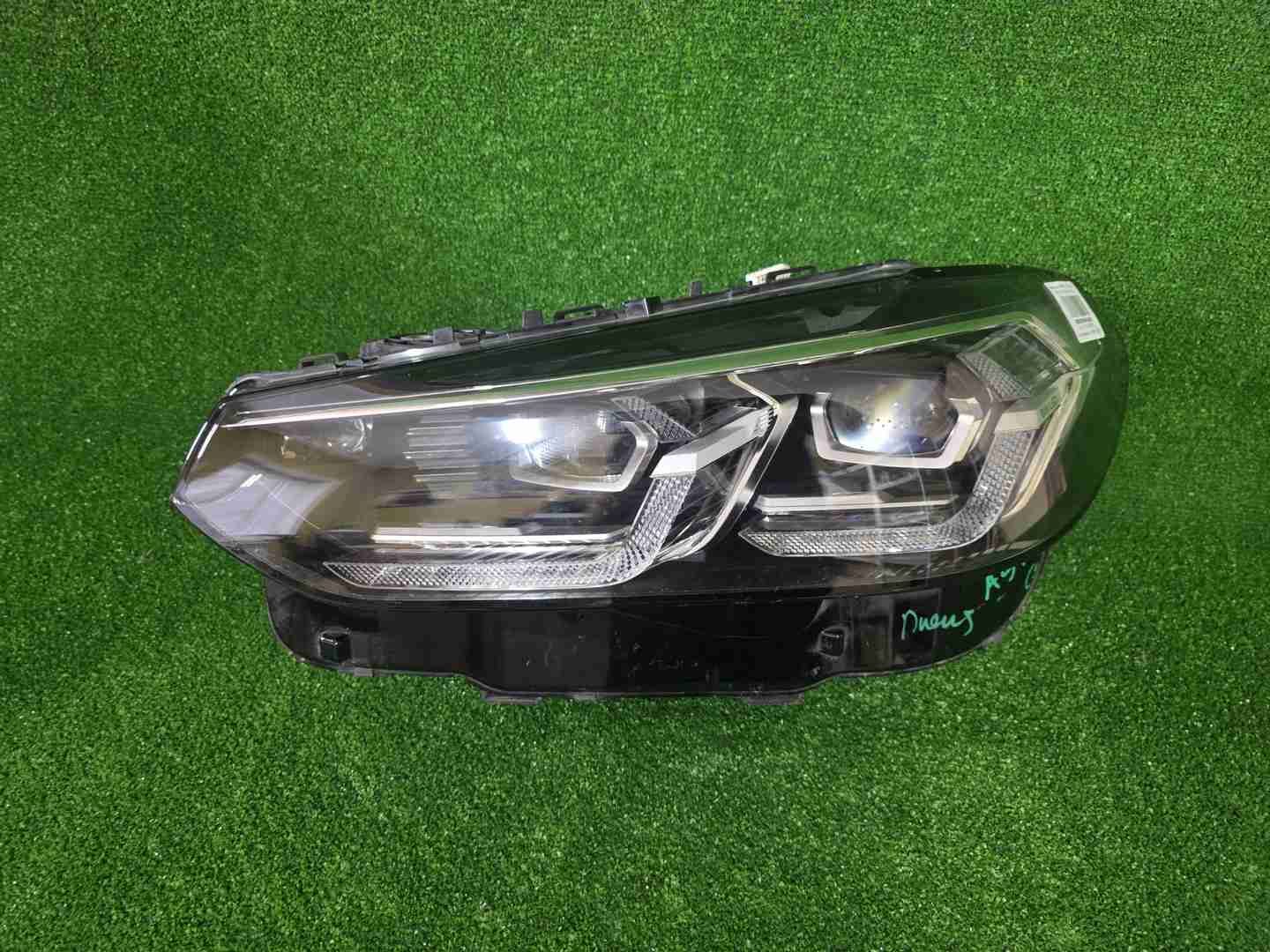 Фара левая BMW X3 G01 (2021-2024) LED