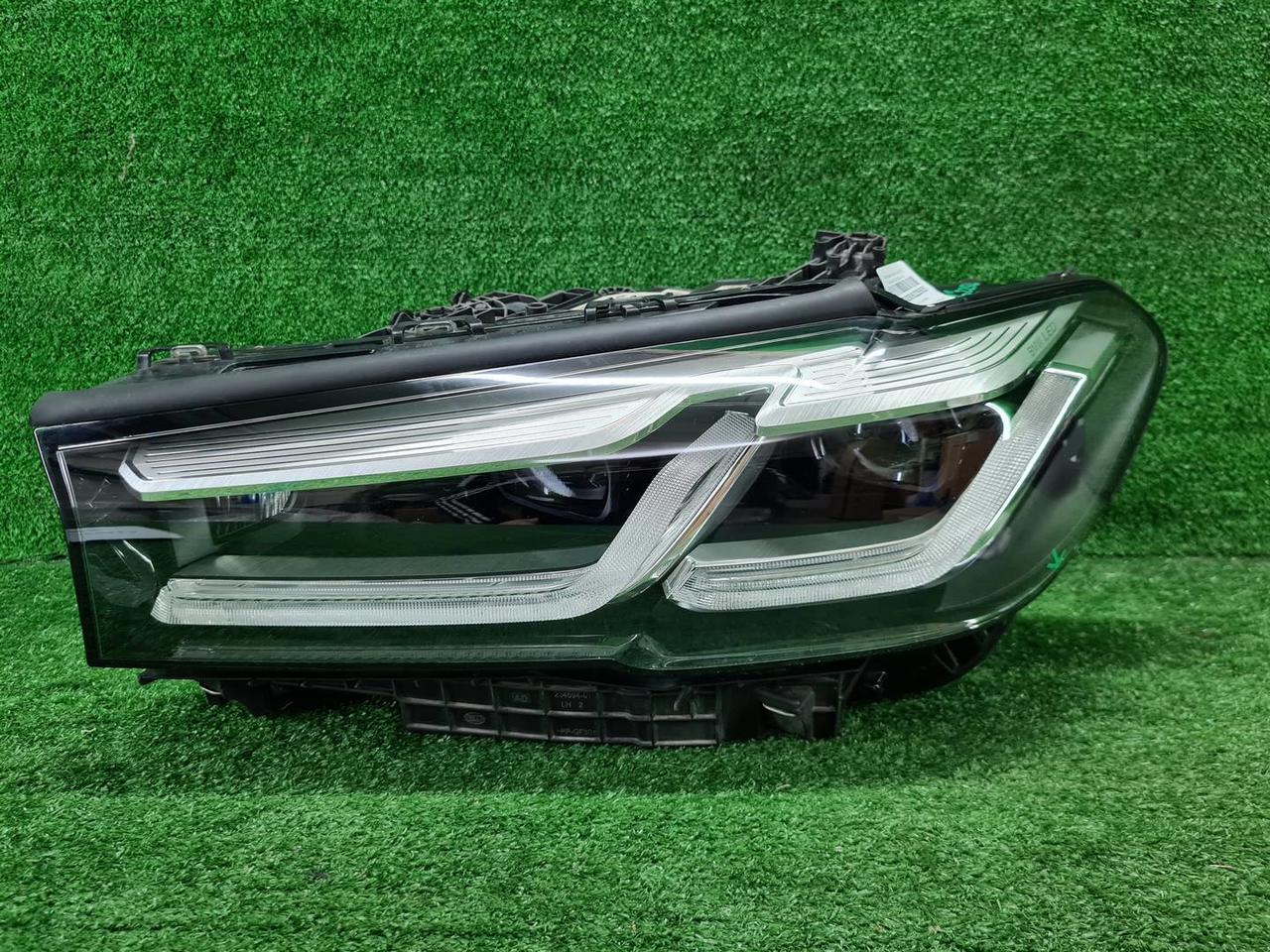 Фара левая BMW 5er G30 (2020-2023) LED