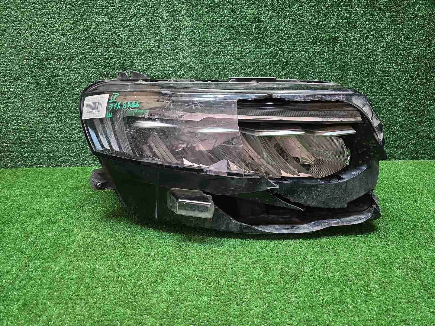 Битая Фара правая Geely Tugella (2019-2024) LED