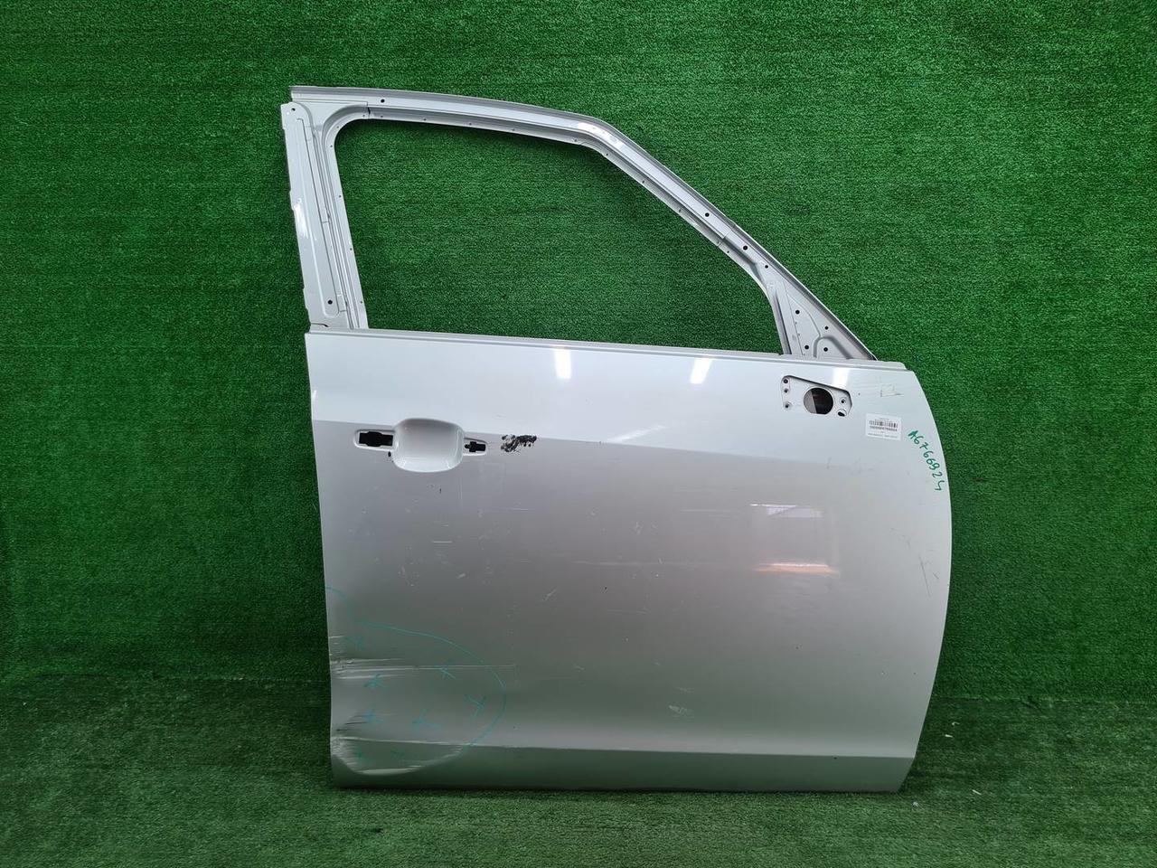 Дверь передняя правая Opel Zafira С (2011-2019)