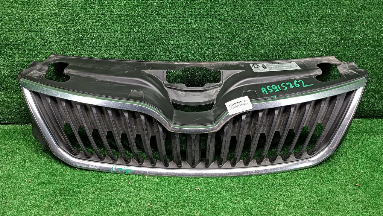 Решетка радиатора Skoda Rapid 1 (2012-2020)