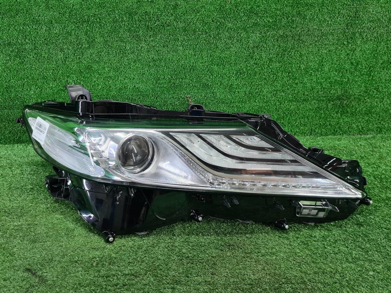 Фара правая Toyota Camry xv70 (2020-н.в.) LED