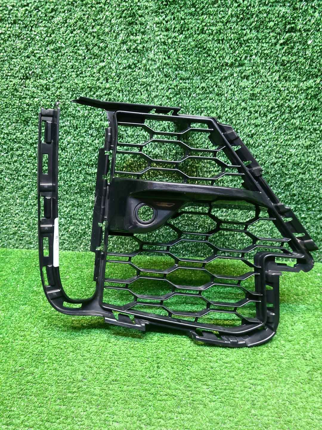 Решетка бампера правая BMW X7 G07 (19-22) M-paket