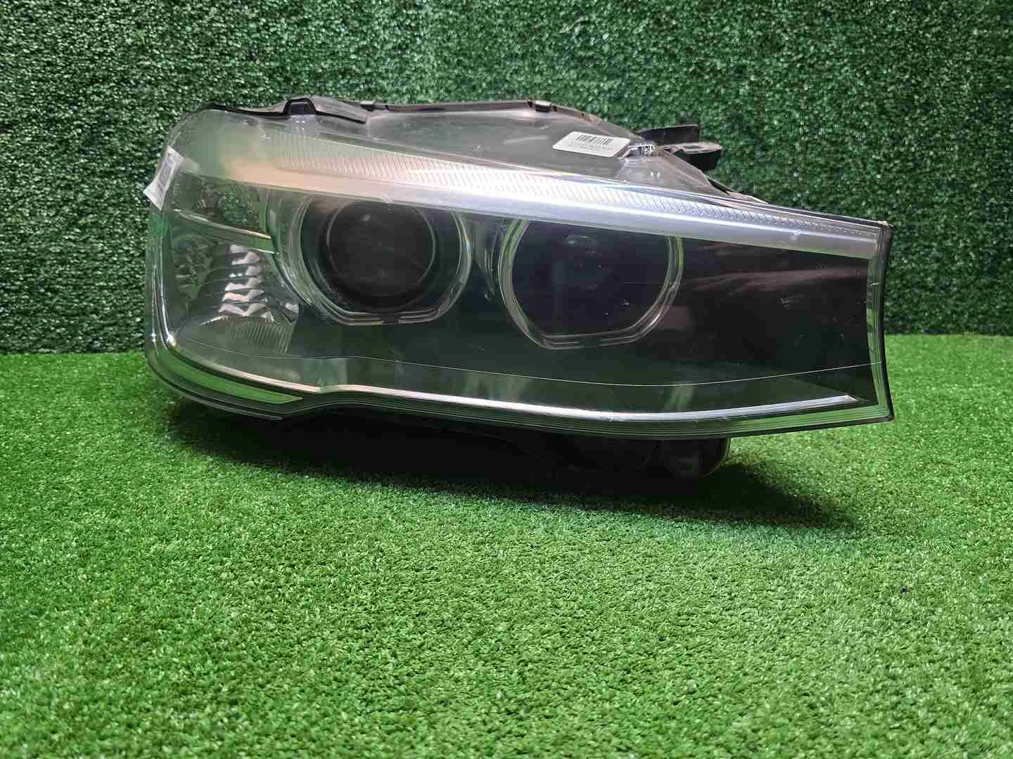 Фара правая BMW X3 F25 (2014-2017) ксенон