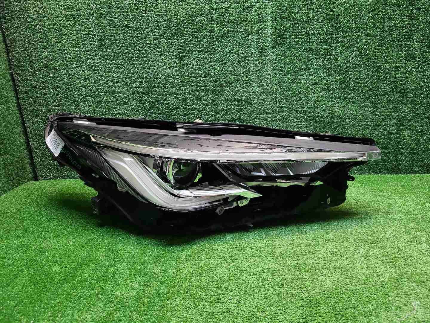 Битая Фара правая Infiniti QX50 2 (2017-2025) LED