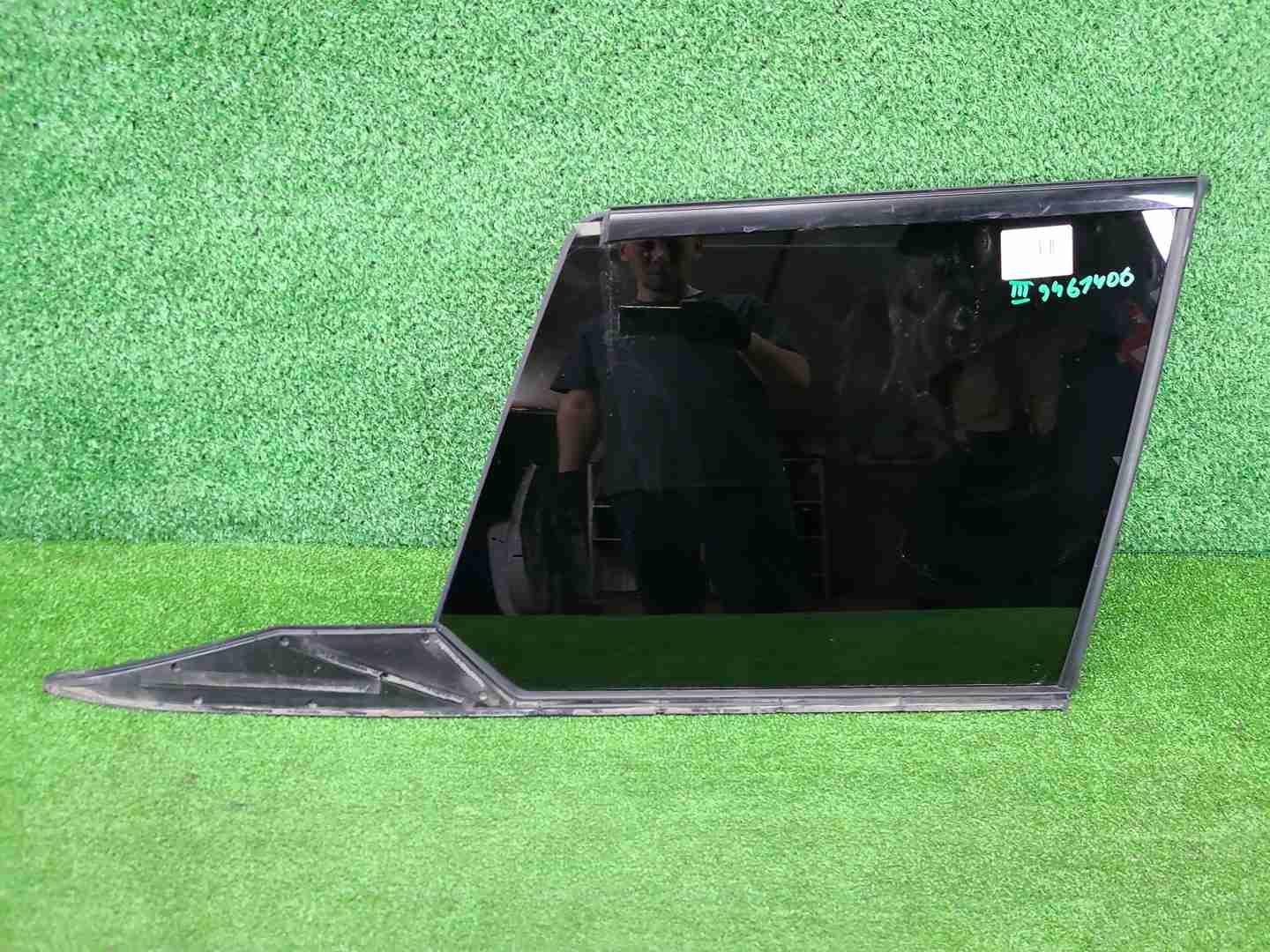 Форточка задняя правая GAC GS8 2 (2021-н.в.)