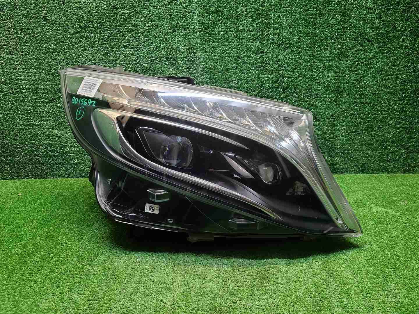 Фара правая Mercedes V w447 (2014-н.в.) LED