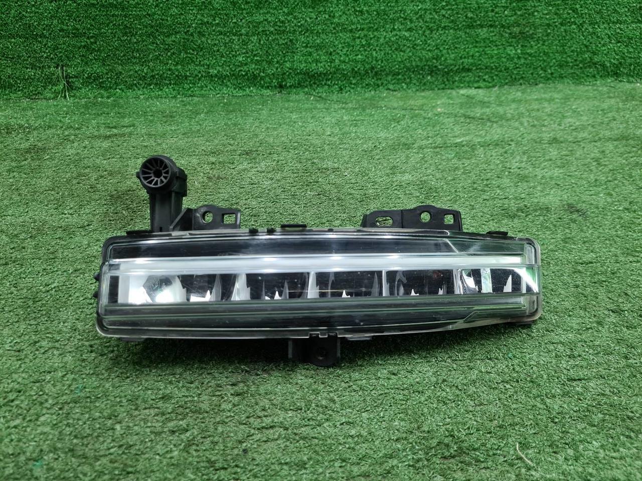ПТФ левая Range Rover Vogue 5 L460 (2021-н.в.)