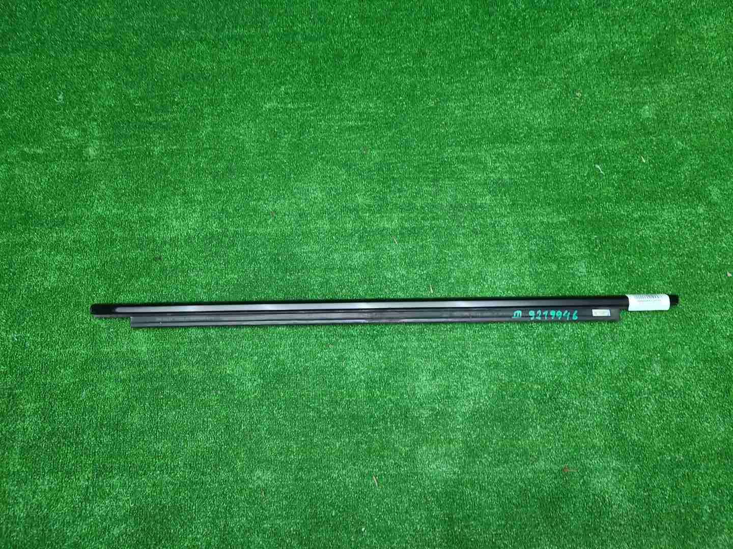 Накладка двери передняя левая BMW 6er G32 (17-нв)