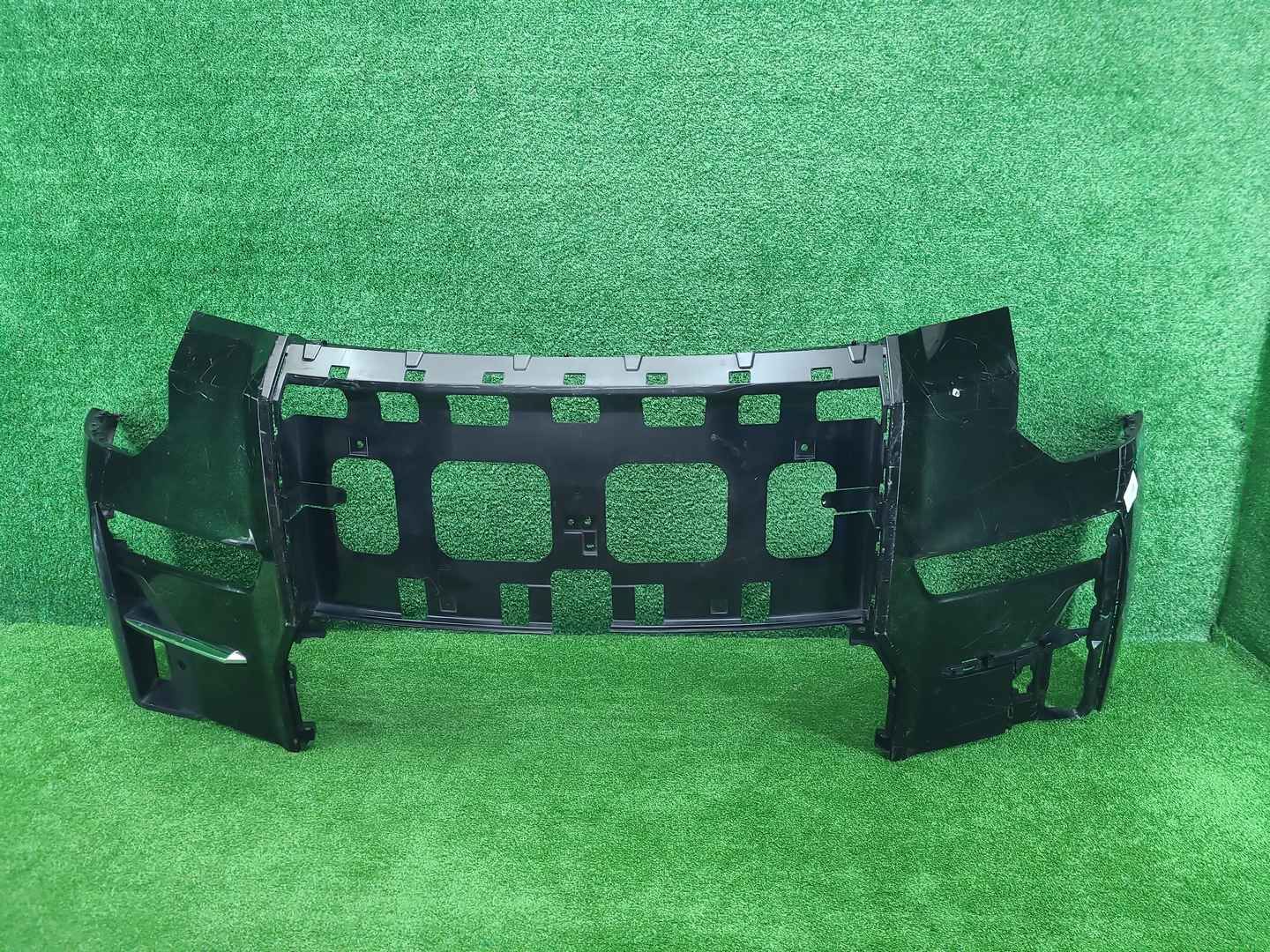 Бампер передний Zeekr 009 (2022-н.в.)