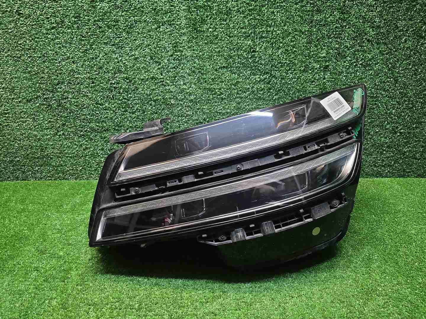 Фара левая Genesis G80 2 (2020-2024) LED