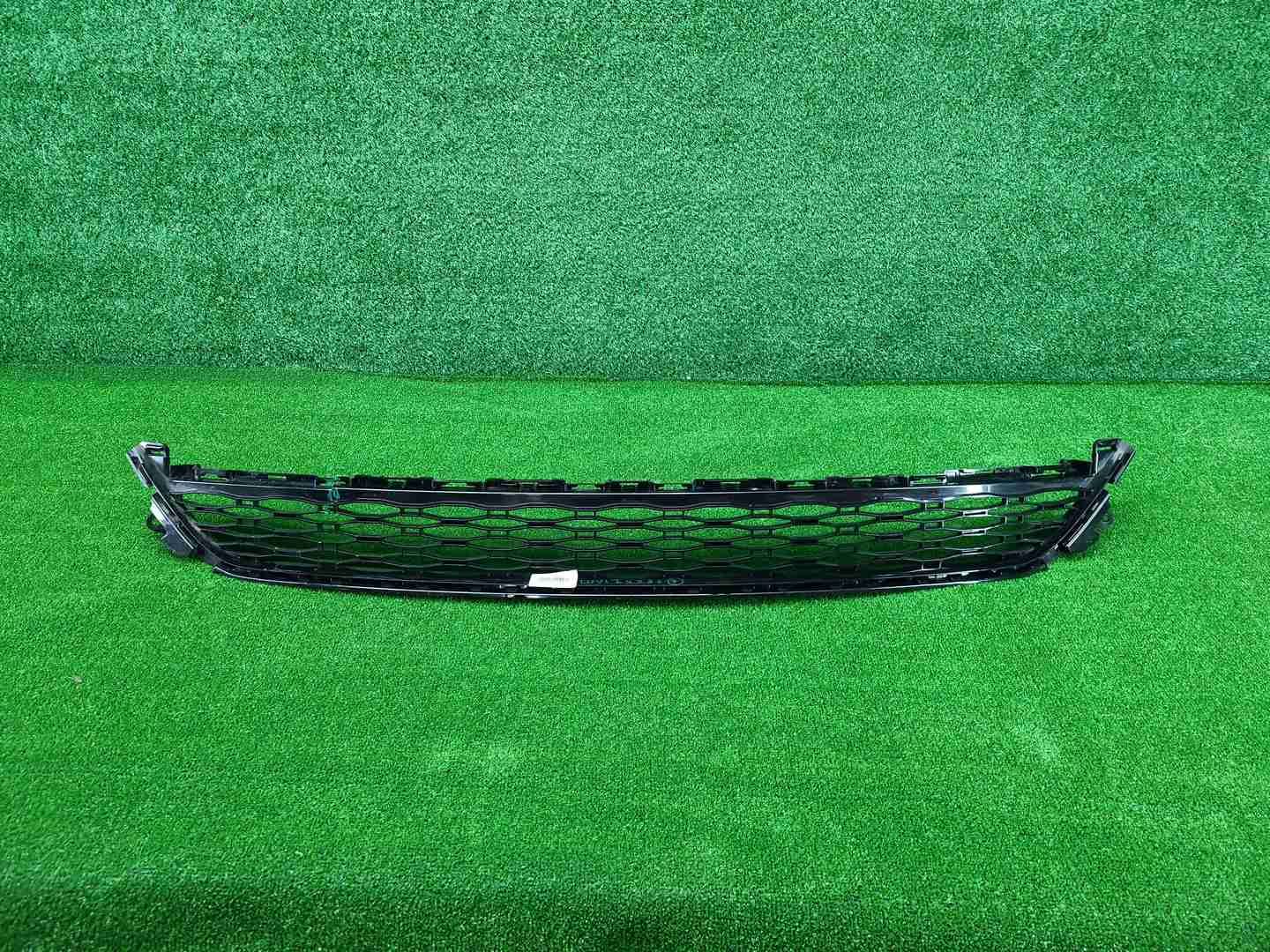 Решетка бампера Range Rover Sport 3 L461 (22-нв)