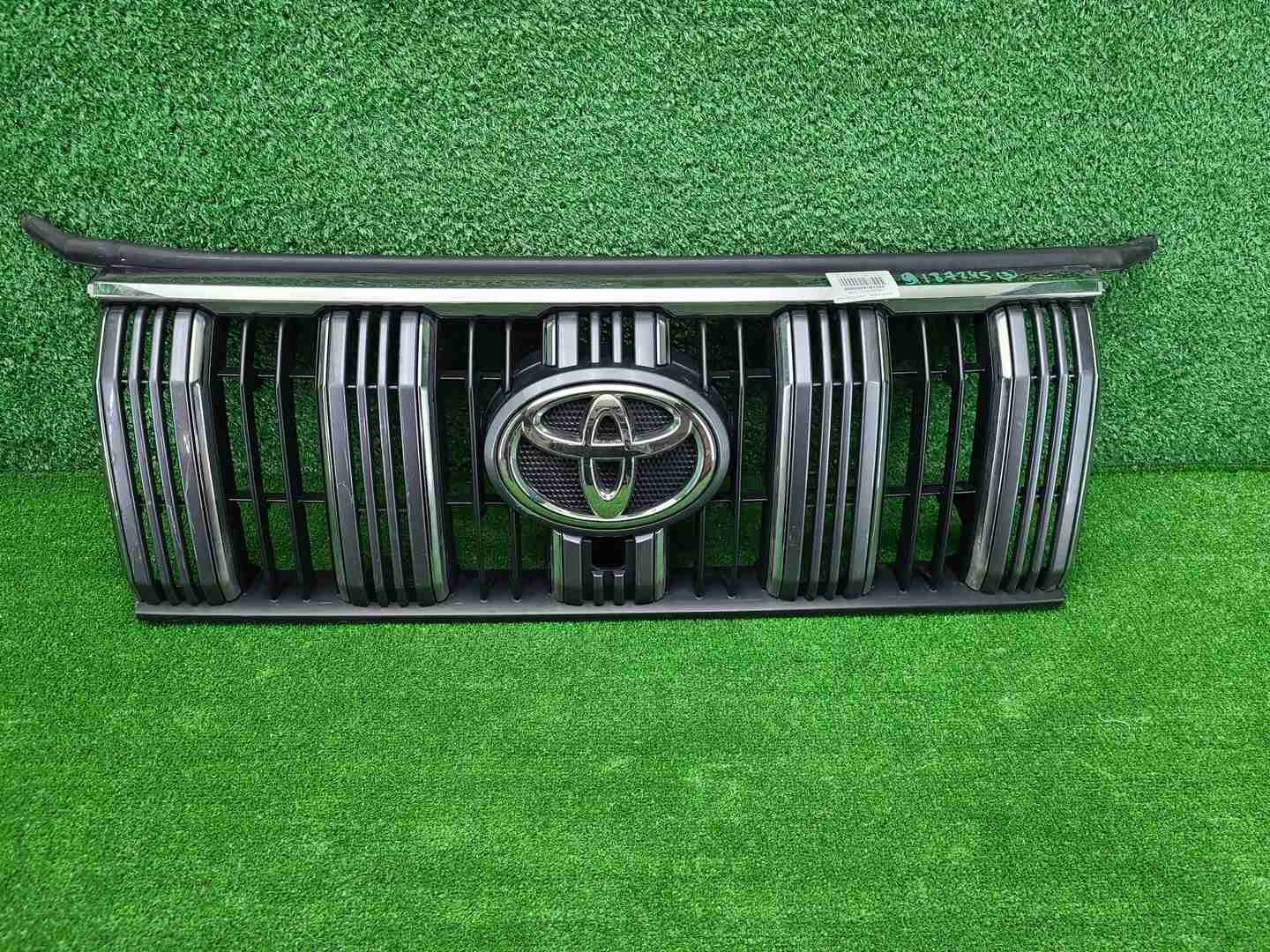 Решетка радиатора Toyota LC Prado 150 (2017-2024)