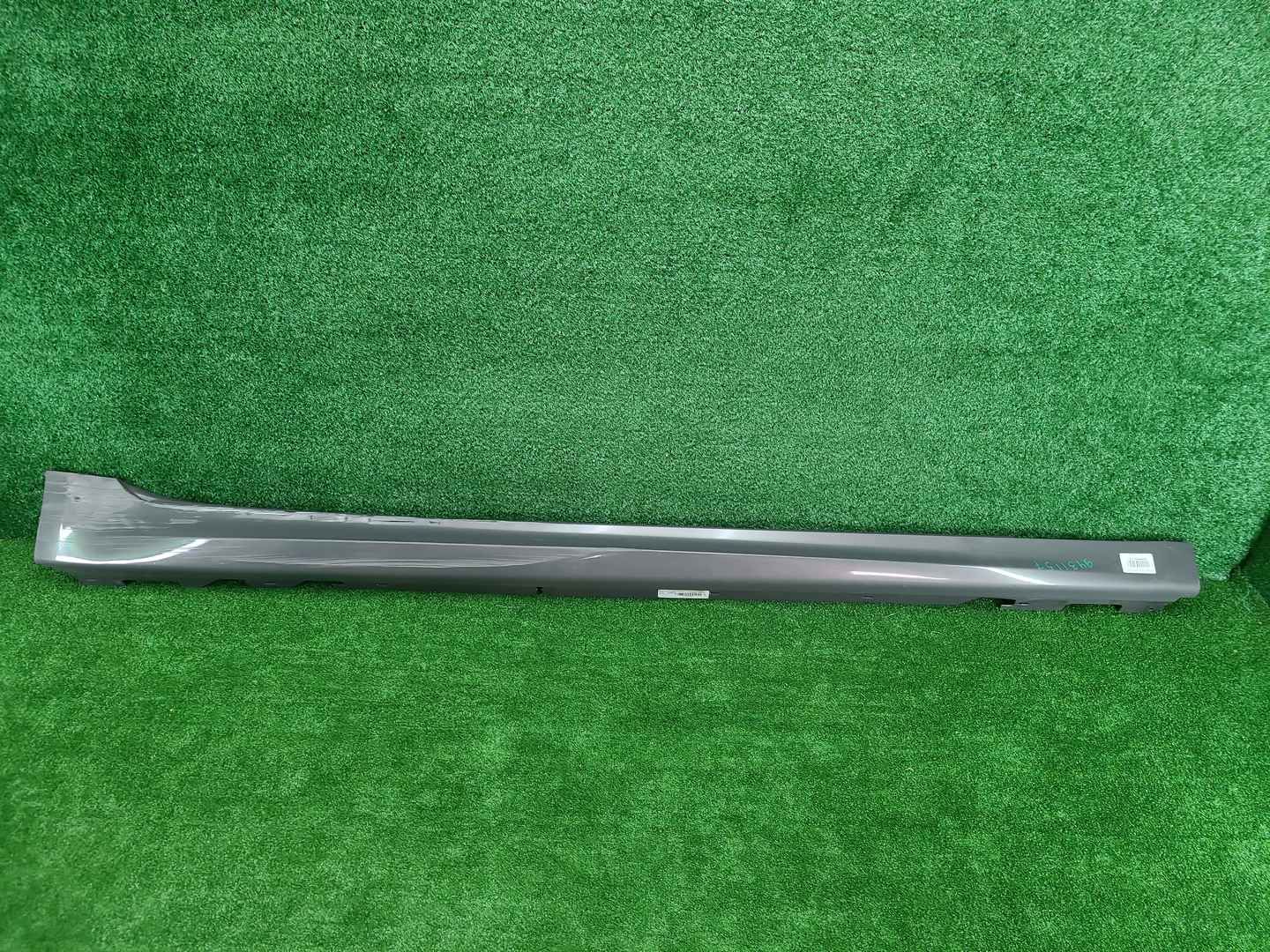 Накладка порога правая BMW 5er G30 (17-20) M-paket