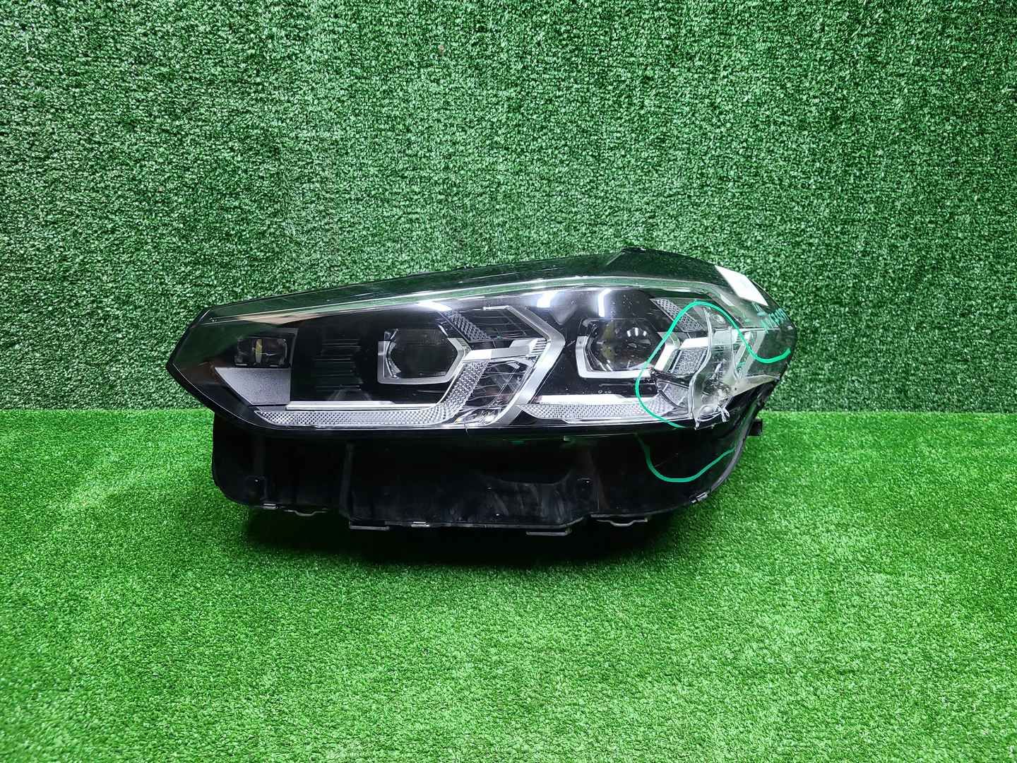 Фара левая BMW X3 G01 (2021-2024) LED