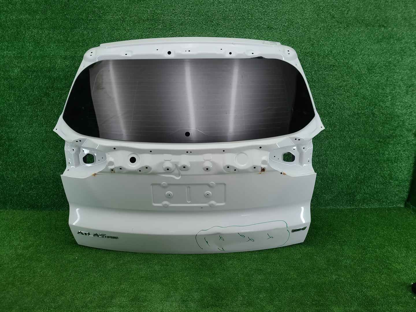 Крышка багажника Geely Atlas Pro (2021-2025)