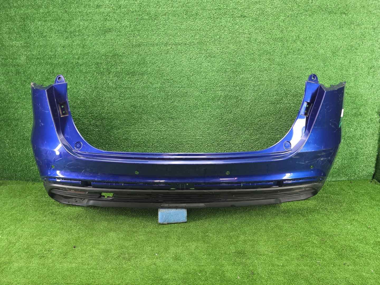 Бампер задний Hongqi HS5 (2019-н.в.)