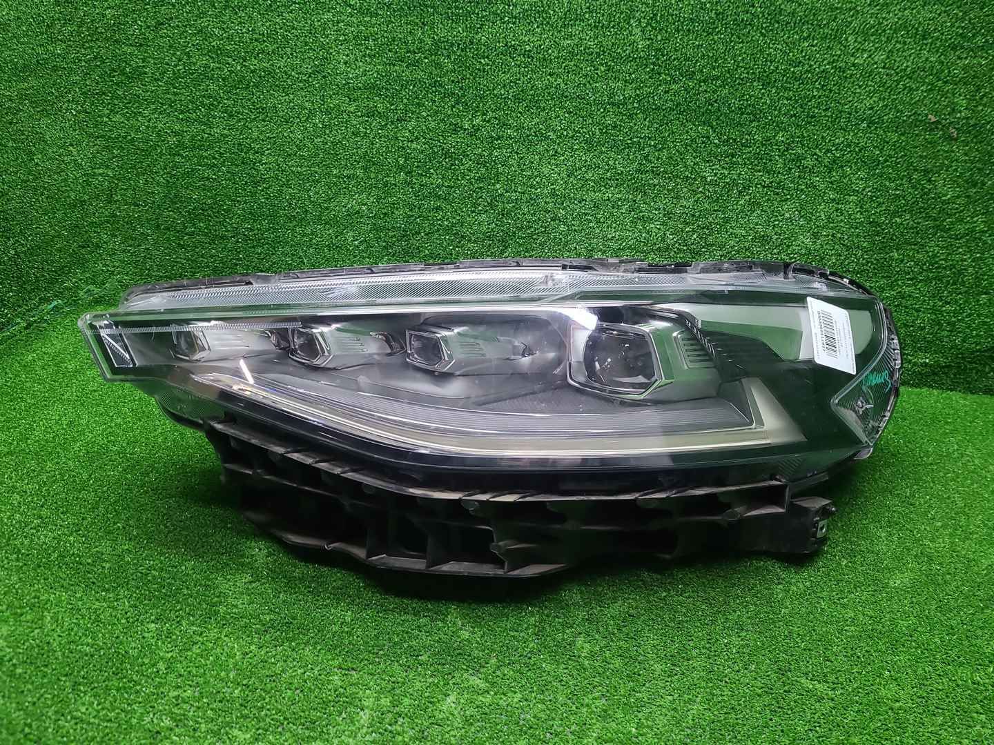 Фара левая Haval F7 (2018-2024) LED