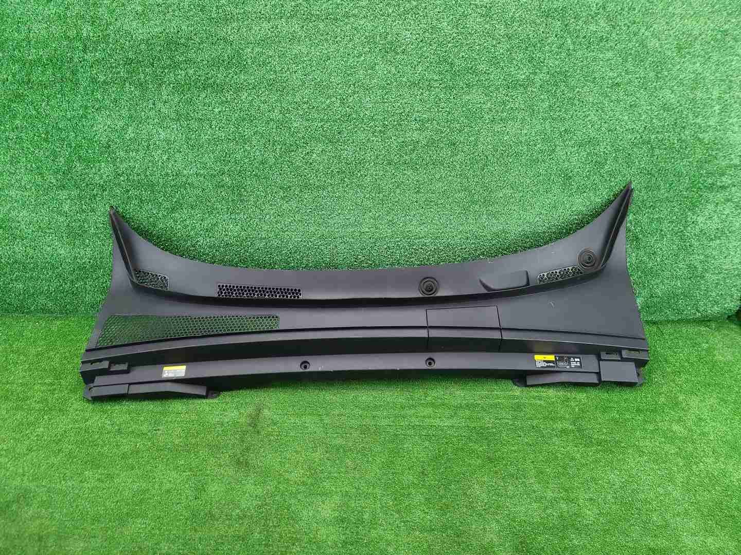Жабо Lixiang L7 (2023-н.в.)