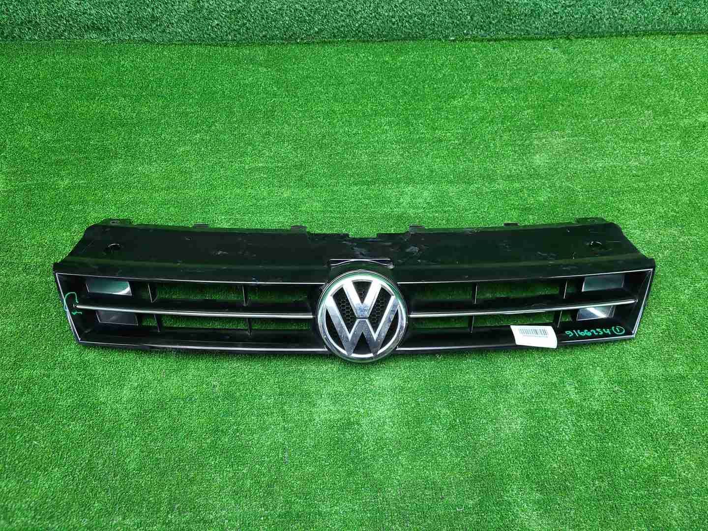 Решетка радиатора VW Polo 5 hatch (2009-2017)