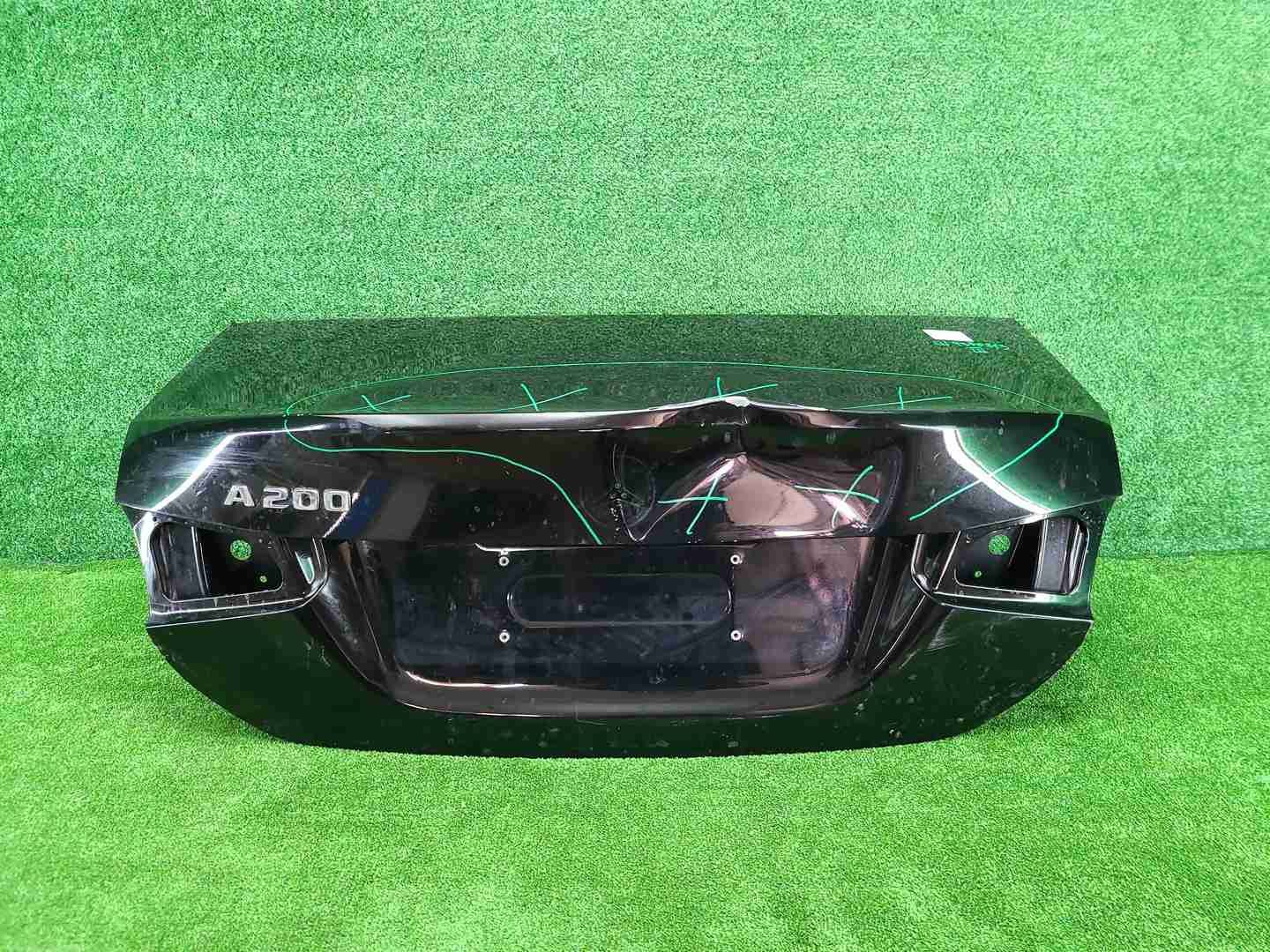 Крышка багажника Mercedes A W177 (2018-н.в.) седан
