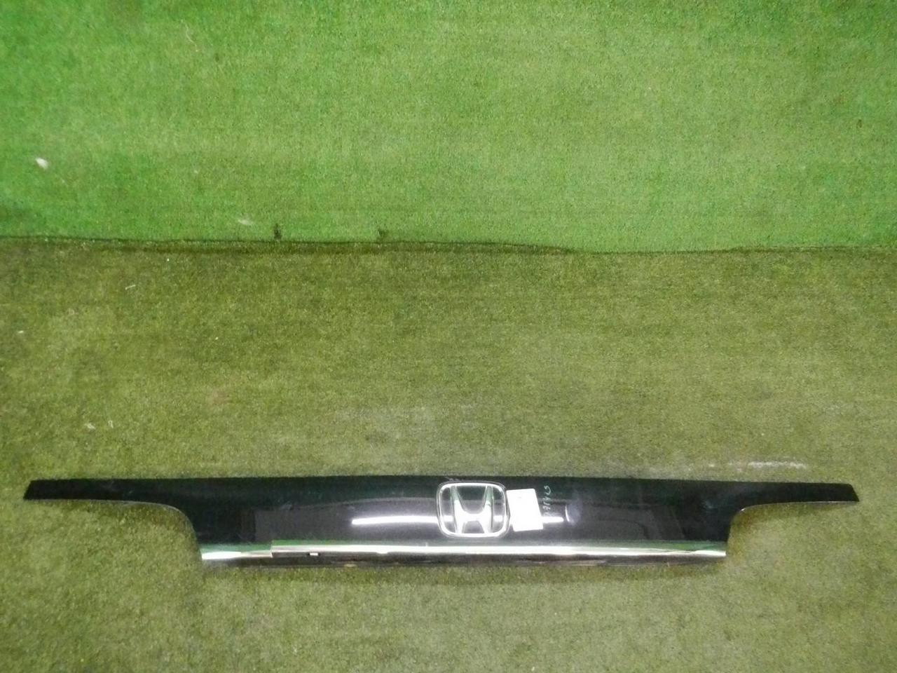 Накладка крышки багажника Honda Cr-v 4 (2011-2015)