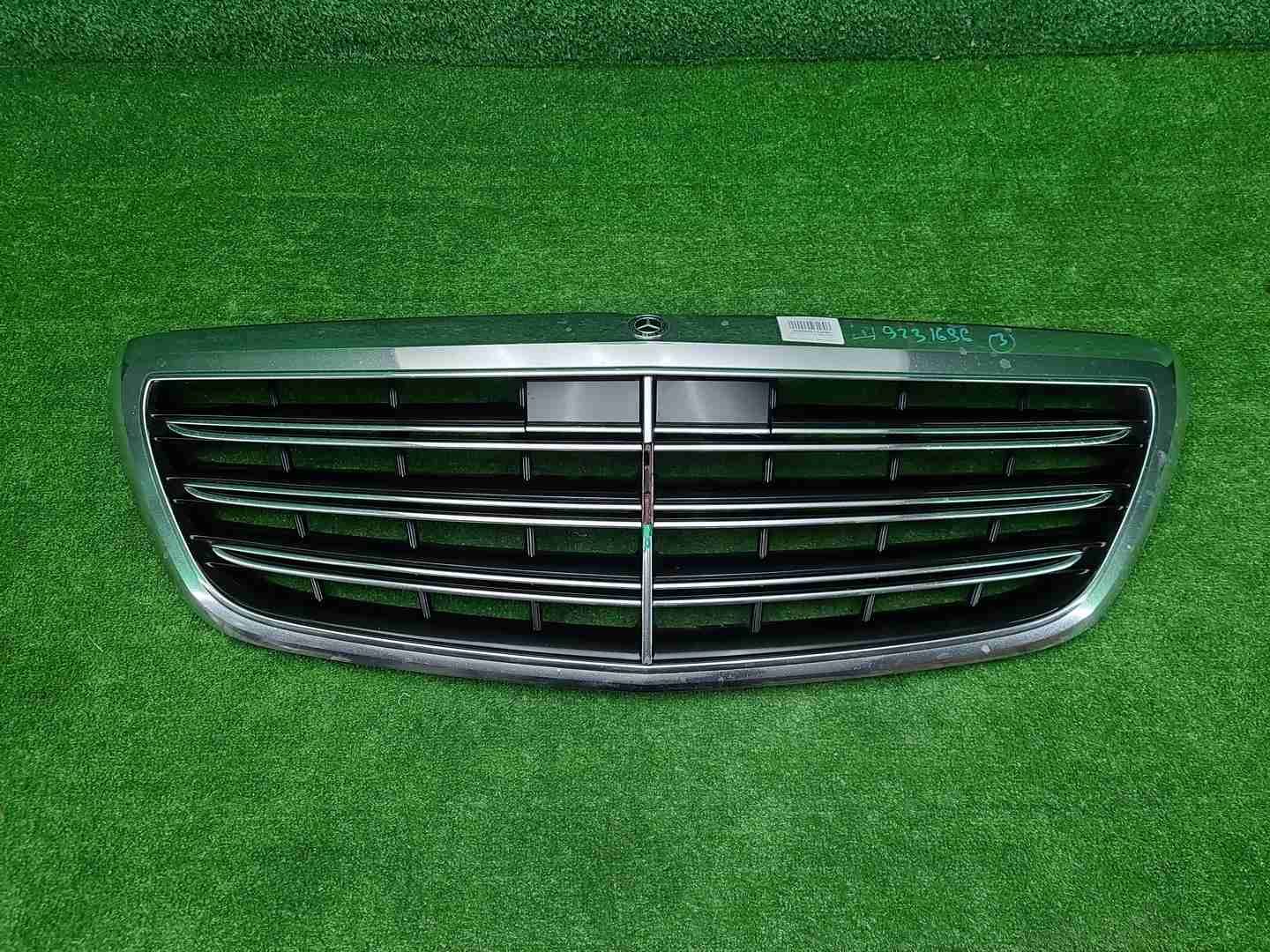 Решетка радиатора Mercedes S W222 (2017-2020)