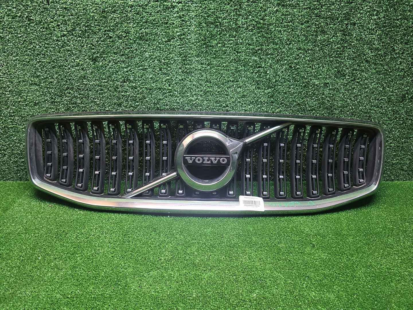 Решетка радиатора Volvo V60 2 Cross Country 18-26
