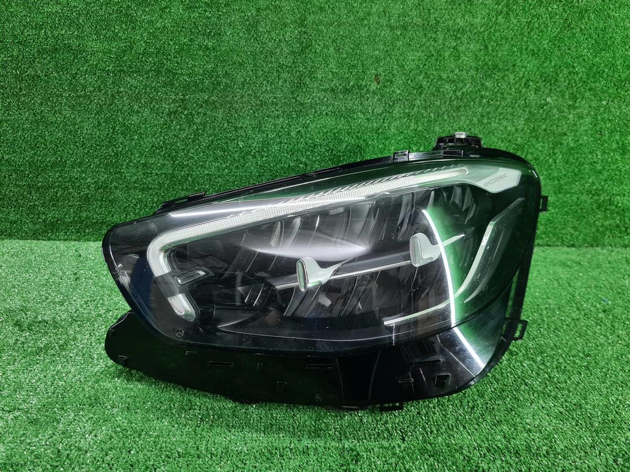 Фара левая Mercedes E W213 (2020-2023) LED