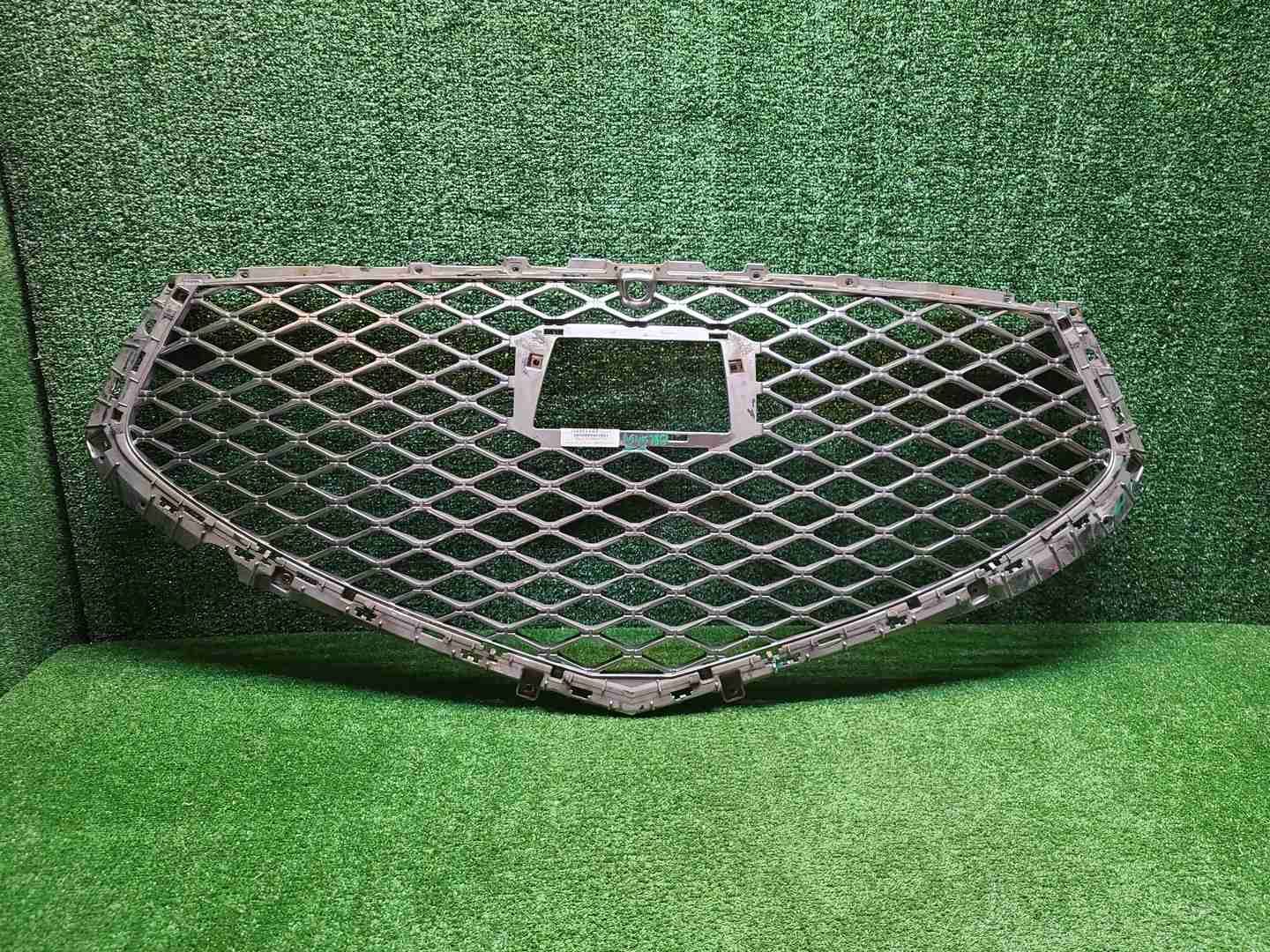 Решетка радиатора Genesis G90 (2018-2022)