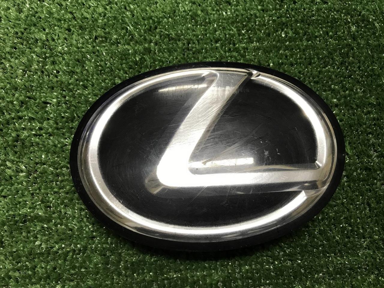 Эмблема решетки радиатора Lexus RX 3 AL10 (08-12)