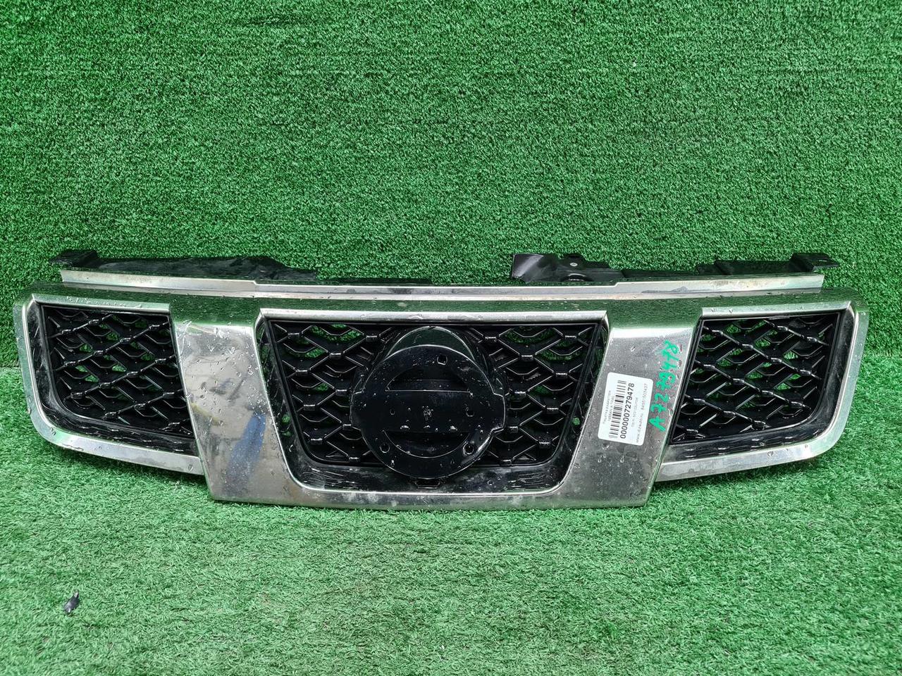 Решетка радиатора Nissan X-Trail 2 T31 (2010-2015)