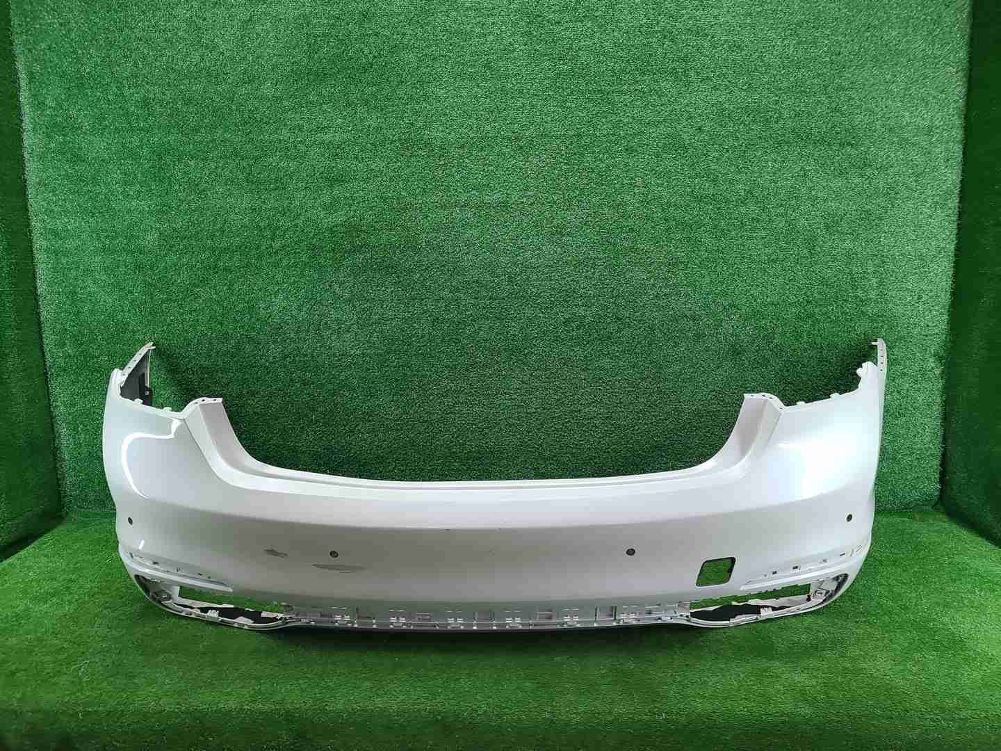 Бампер задний BMW 7er G11 G12 (2015-2019)